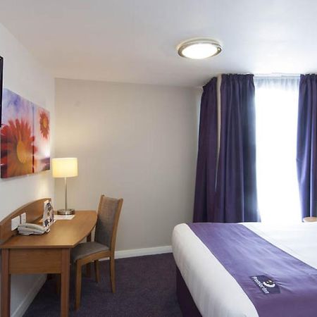 Premier Inn Stratford- Upon- Avon Central Stratford-upon-Avon Exterior foto