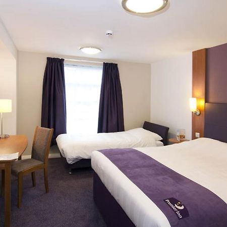 Premier Inn Stratford- Upon- Avon Central Stratford-upon-Avon Exterior foto
