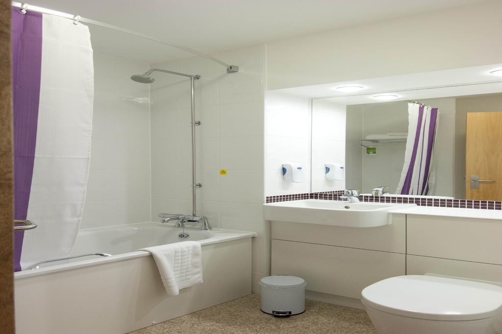 Premier Inn Stratford- Upon- Avon Central Stratford-upon-Avon Exterior foto
