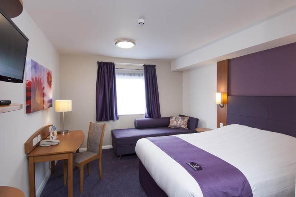 Premier Inn Stratford- Upon- Avon Central Stratford-upon-Avon Exterior foto