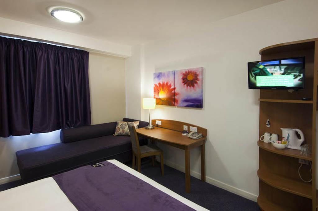 Premier Inn Stratford- Upon- Avon Central Stratford-upon-Avon Exterior foto