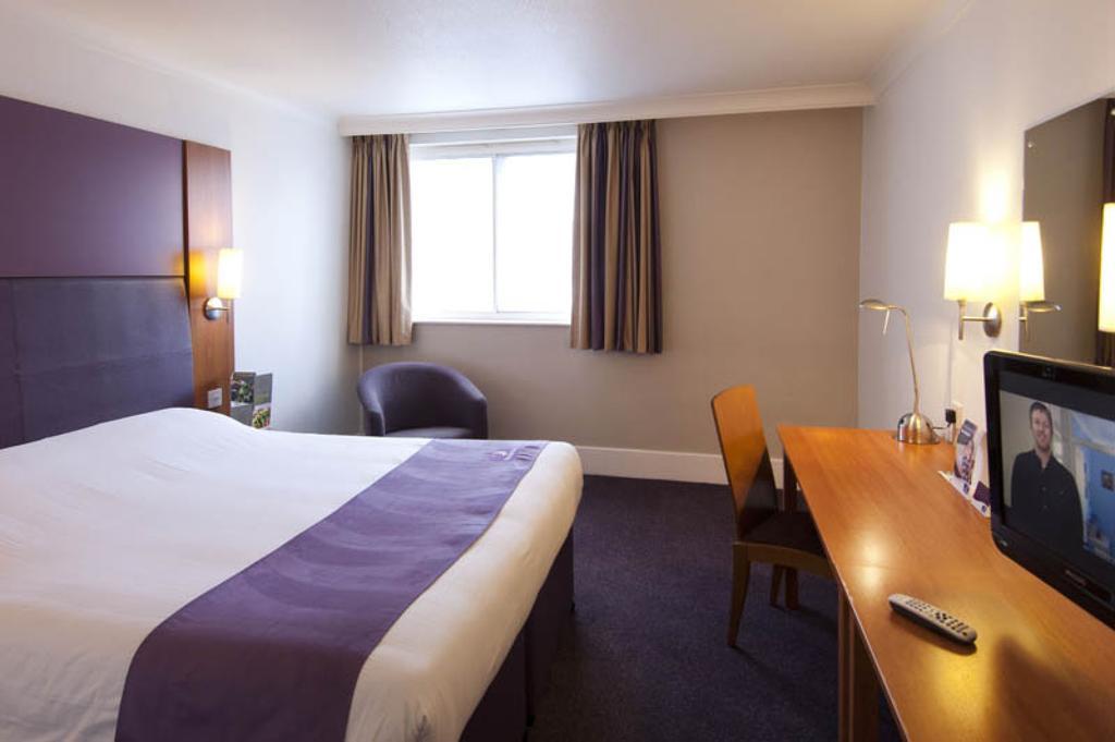 Premier Inn Stratford- Upon- Avon Central Stratford-upon-Avon Exterior foto
