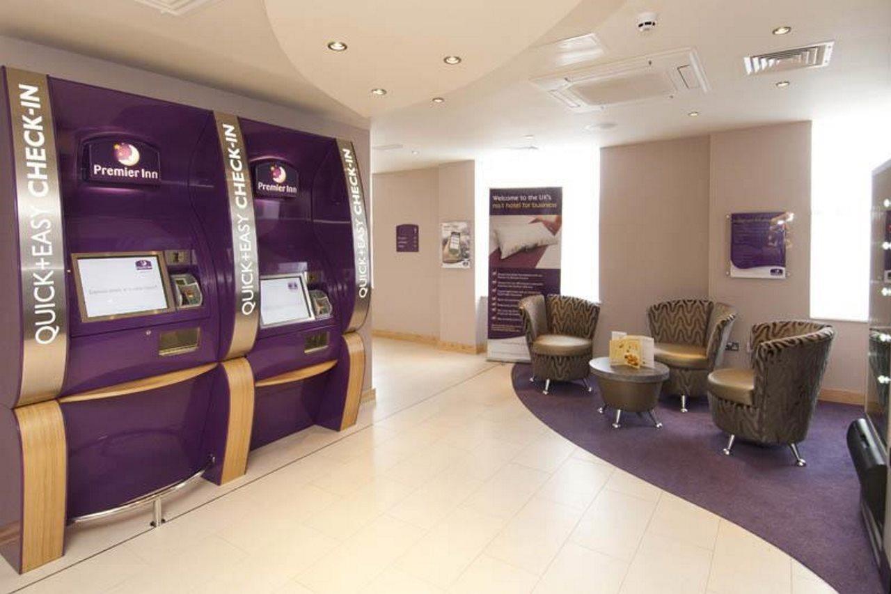 Premier Inn Stratford- Upon- Avon Central Stratford-upon-Avon Exterior foto