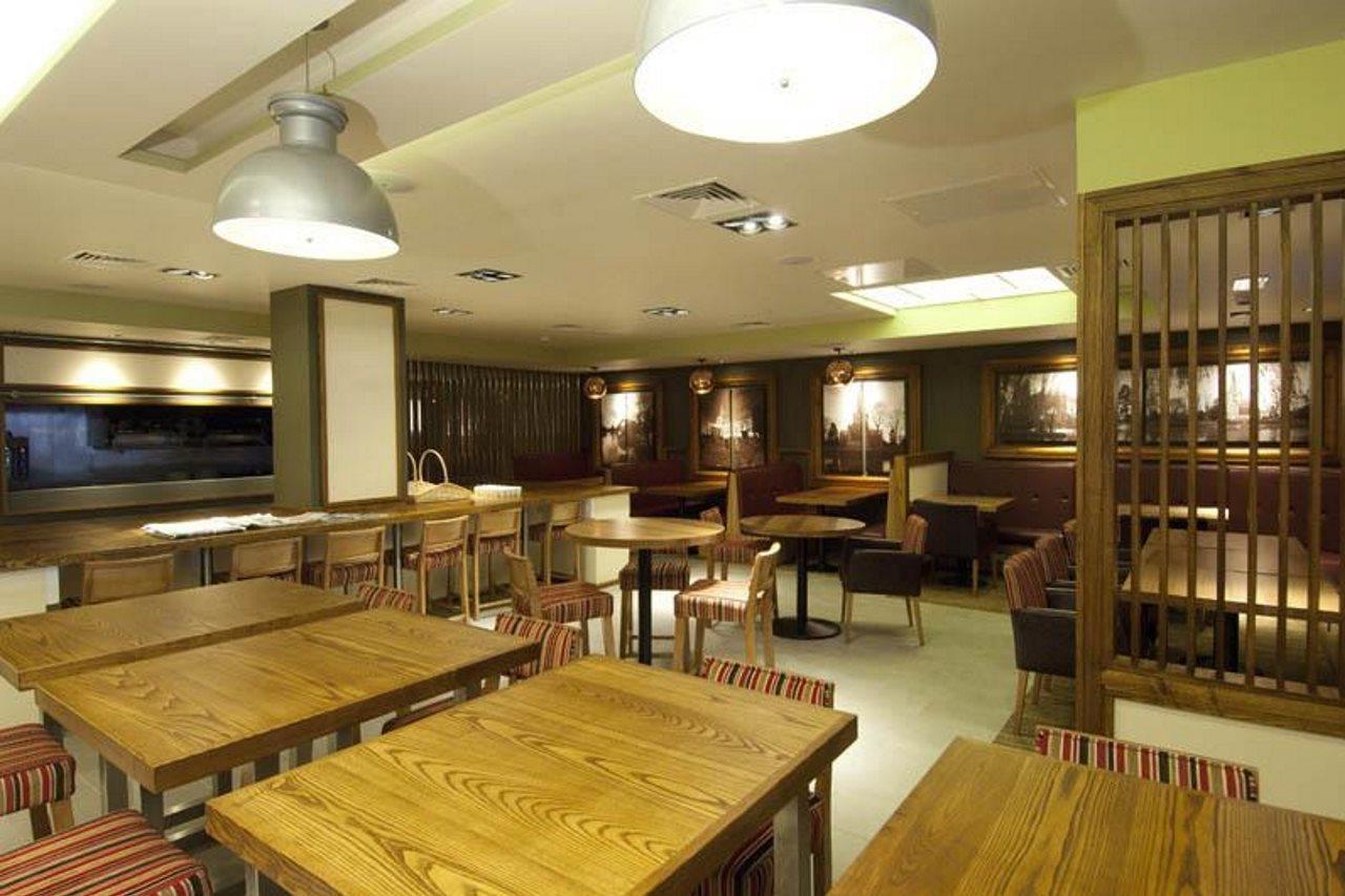 Premier Inn Stratford- Upon- Avon Central Stratford-upon-Avon Exterior foto