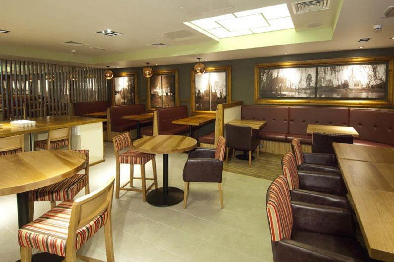 Premier Inn Stratford- Upon- Avon Central Stratford-upon-Avon Exterior foto
